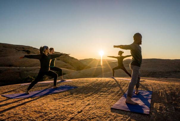 Méditation au coucher du soleil